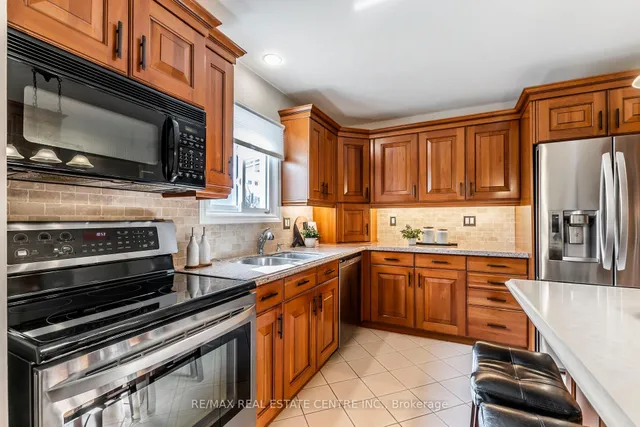 Additional image 14 of 684 Harrison Rd