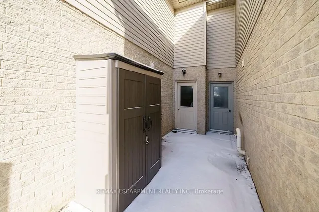 Additional image 34 of 104 FOXBOROUGH Dr