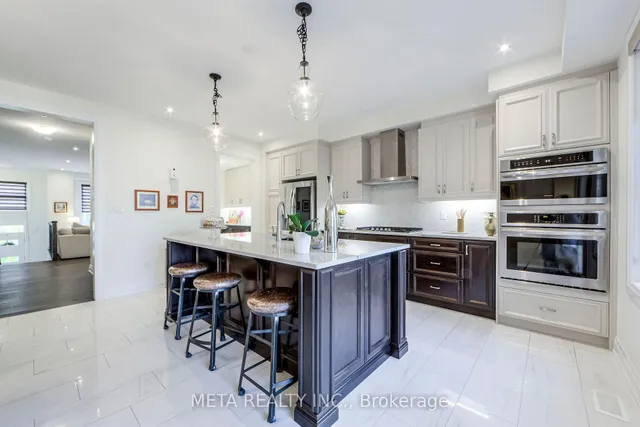 Additional image 13 of 23 Hollyhock Crt