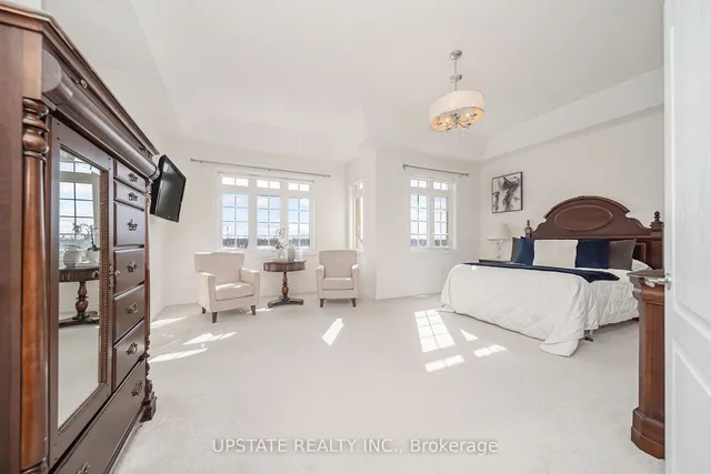 Additional image 19 of 10 Agincourt Circ