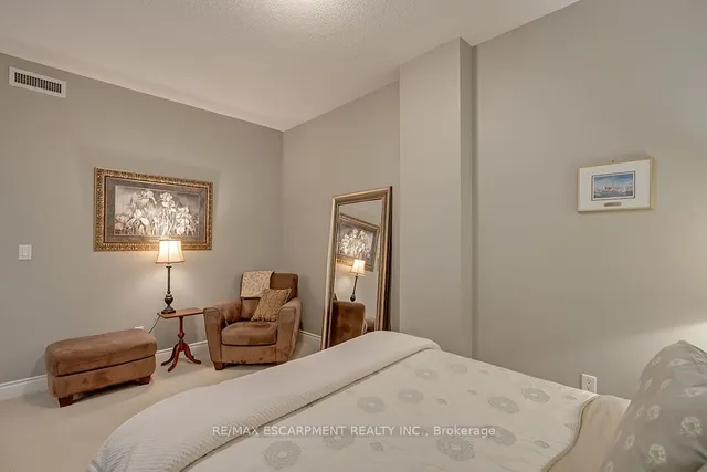 Additional image 25 of 399 Elizabeth St Unit 411