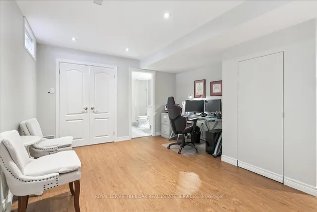 Additional image 33 of 2358 Norland Dr