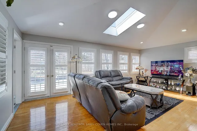 Additional image 14 of 112 Agincourt Dr