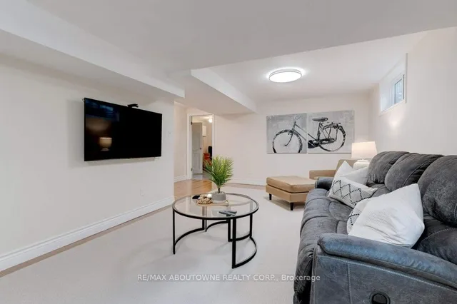 Additional image 30 of 1187 Lambeth Rd