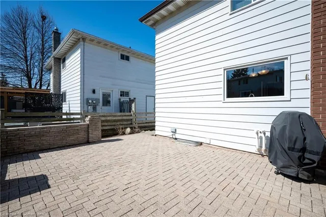 Additional image 37 of 93 Meadowlane Dr