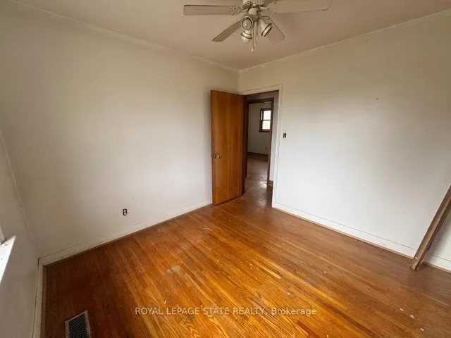 Additional image 9 of 686 Wickens Ave