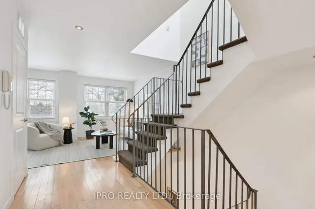 Additional image 16 of 912D Logan Ave