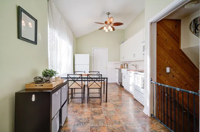 Additional image 4 of 35 Benshire Dr