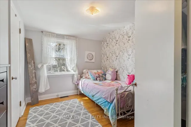 Additional image 9 of 52 Mary St