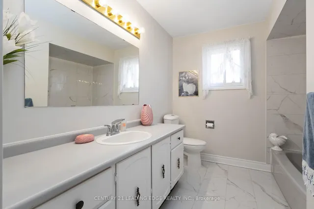 Additional image 37 of 4 Eagledance Dr