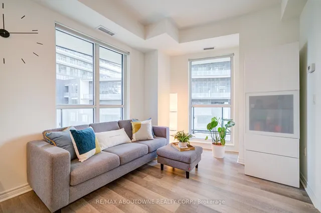 Additional image 6 of 39 Annie Craig Dr Unit 305