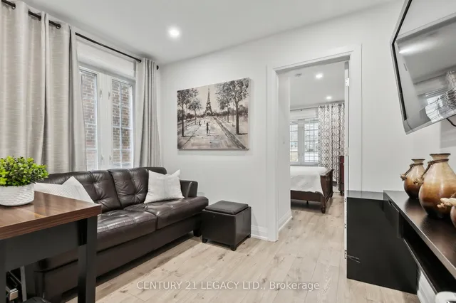 Additional image 28 of 250 Gilbert Ave