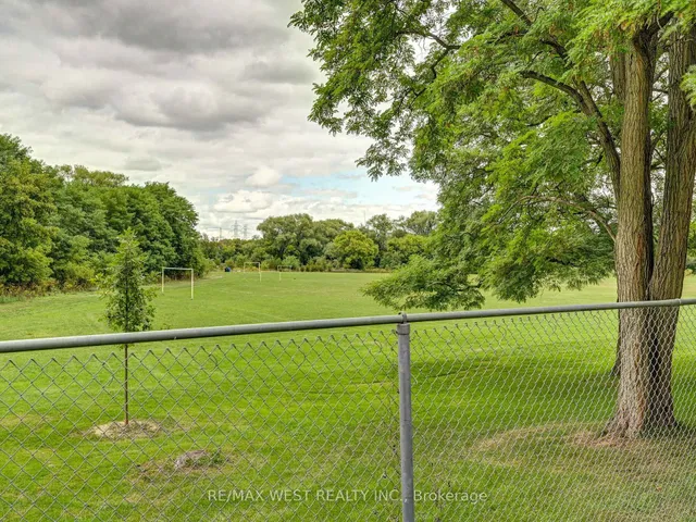 Additional image 30 of 22 Tandridge Cres Unit 808