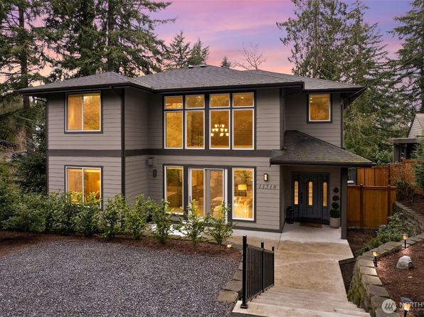 13518 3rd Avenue NE, Seattle, WA 98125