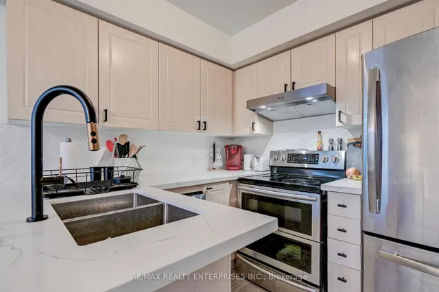 Additional image 7 of 41 Sudbury St Unit 4106