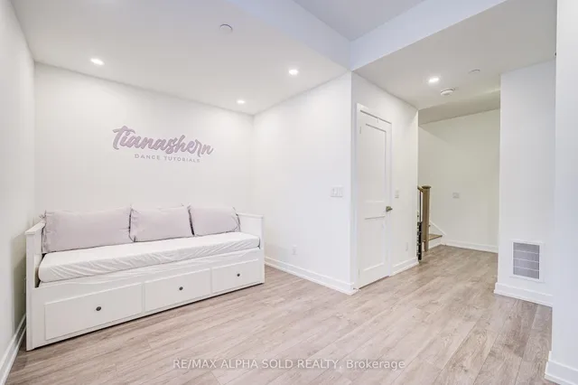 Additional image 44 of 51 Winlock Park Unit 26