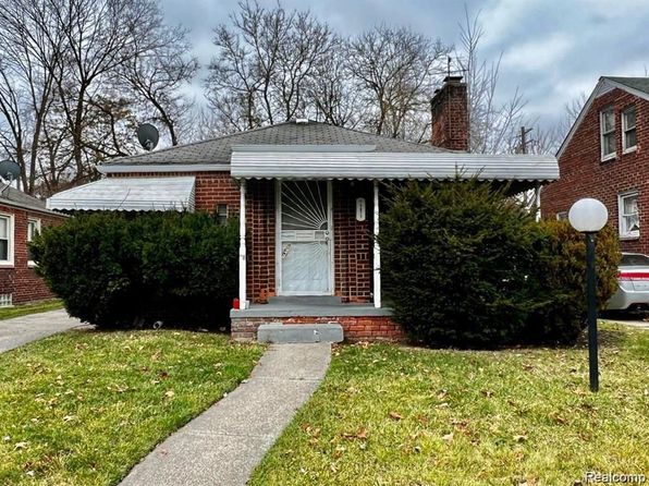 18071 Saint Marys St, Detroit, MI 48235
