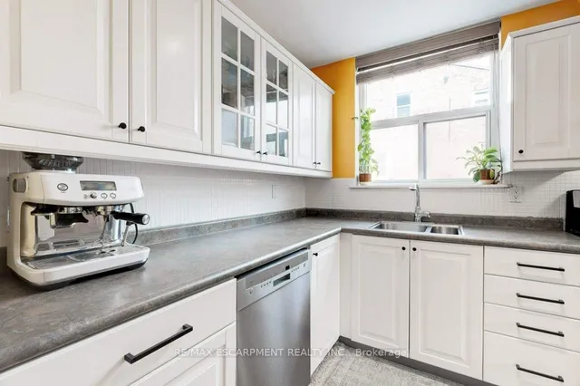 Additional image 34 of 23 Main St Unit 207