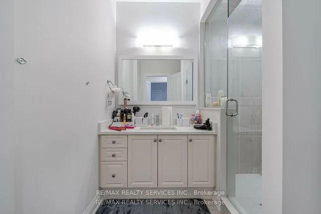 Additional image 20 of 63 Jazzberry Rd