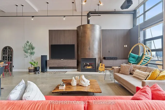 Additional image 13 of 90 Sumach St Unit 606