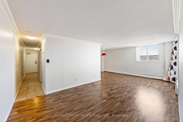 Additional image 17 of 975 WARWICK Crt Unit 1402