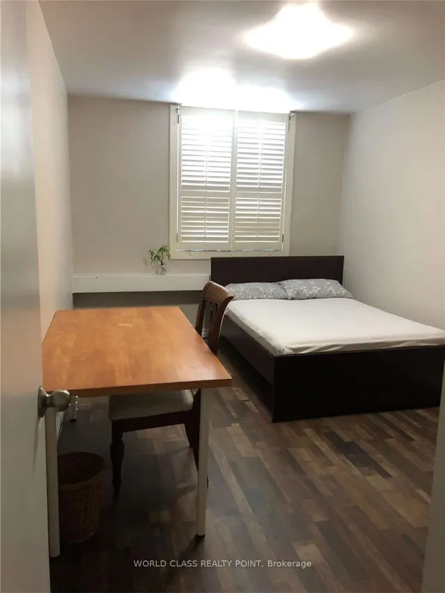 Additional image 8 of 3420 Eglinton Ave Unit 807