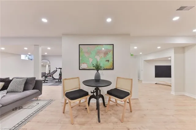 Additional image 33 of 2202 Constance Dr