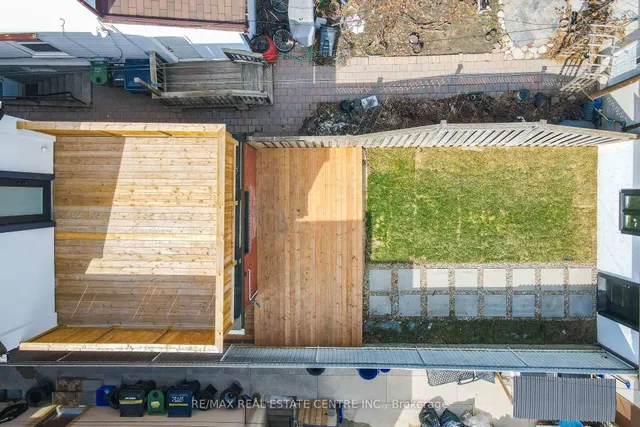 Additional image 46 of 589 St Clarens Ave