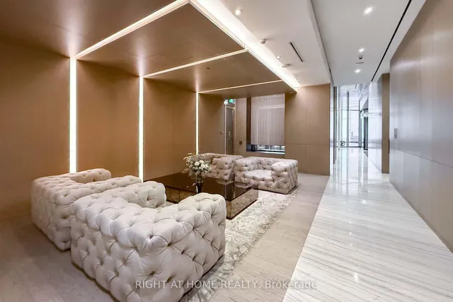 Additional image 37 of 100 Harbour St Unit 1408