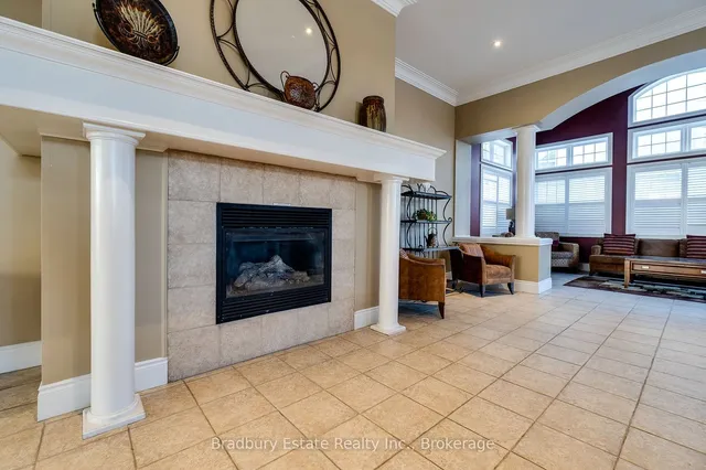 Additional image 37 of 2045 Appleby Line Unit 305