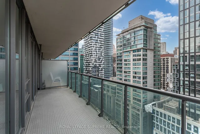 Additional image 27 of 33 Lombard St Unit 1506