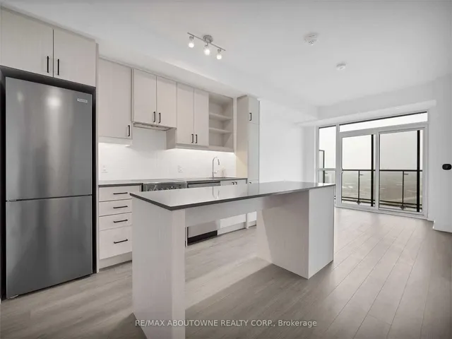 Additional image 5 of 50 George Butchart Dr Unit 914