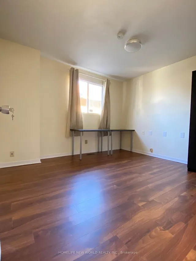 Additional image 4 of 290 Sheppard Ave