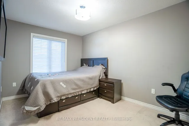 Additional image 30 of 35 Yately St