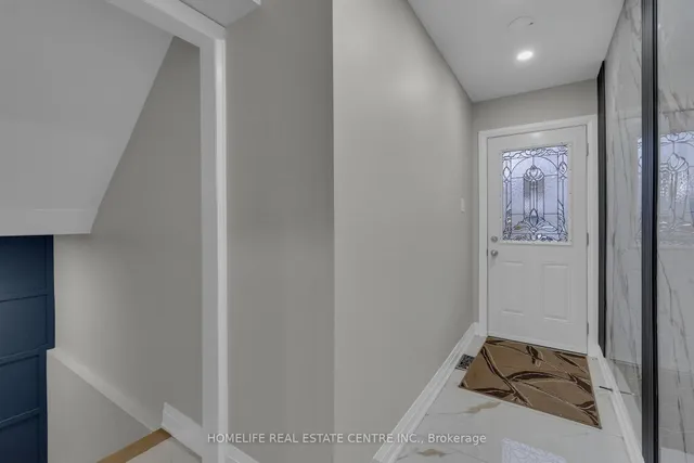 Additional image 27 of 11 Jason Sq