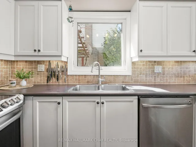 Additional image 11 of 24 Mansion St