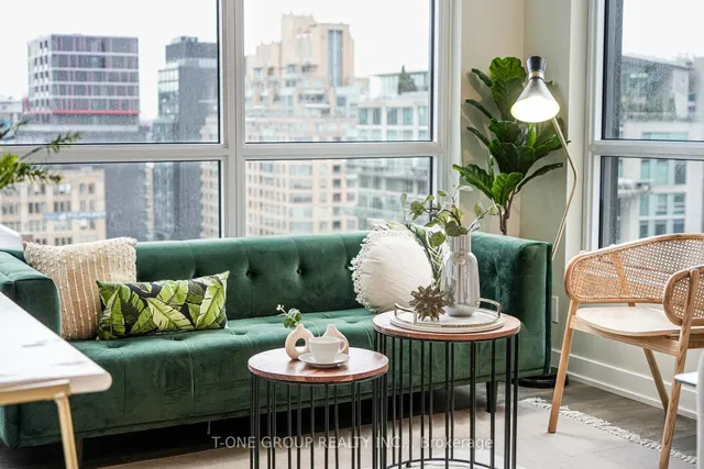 Additional image 10 of 108 Peter St Unit 1325