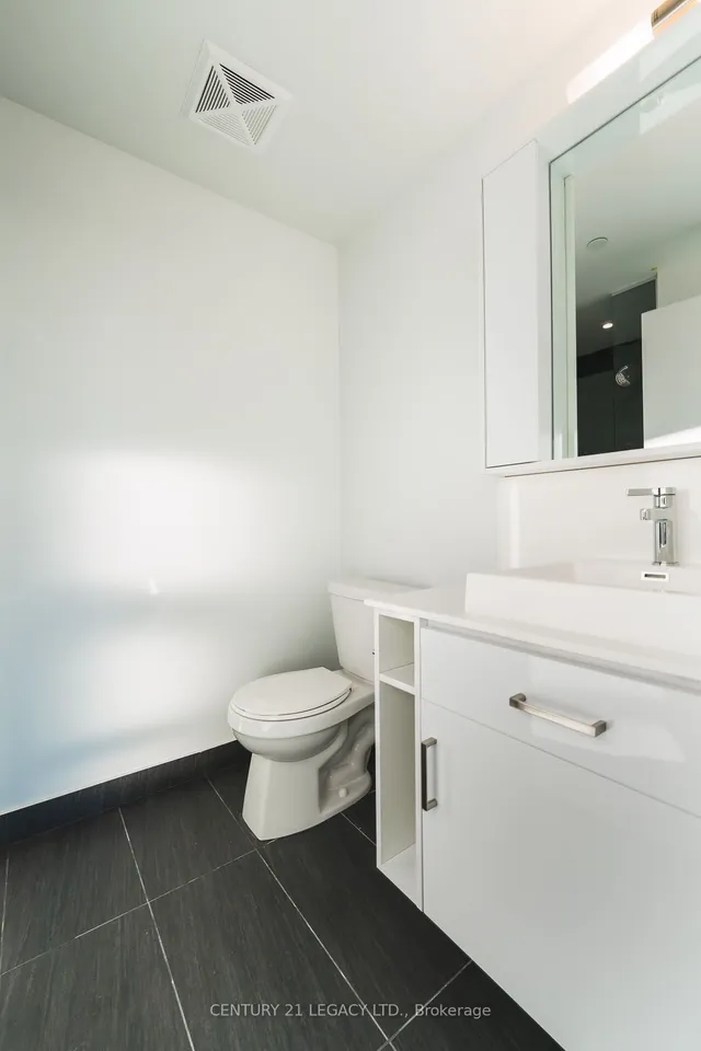 Additional image 13 of 251 Manitoba St Unit 1808