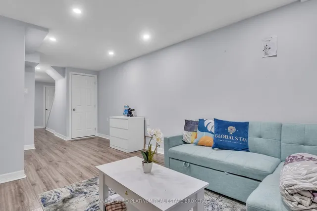 Additional image 32 of 15 Palacebeach Tr