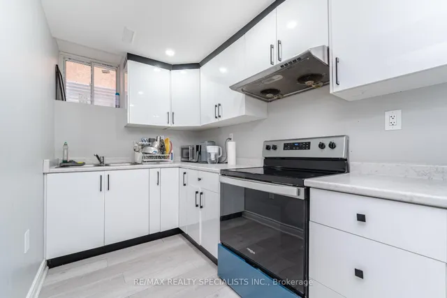 Additional image 39 of 111 Sled Dog Rd