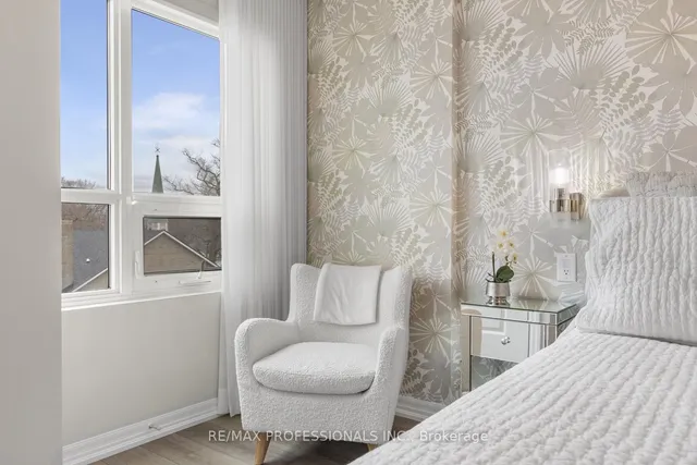 Additional image 16 of 3563 Lake Shore Blvd Unit 305