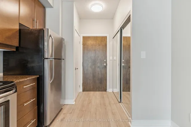 Additional image 6 of 33 Bay St Unit 2201