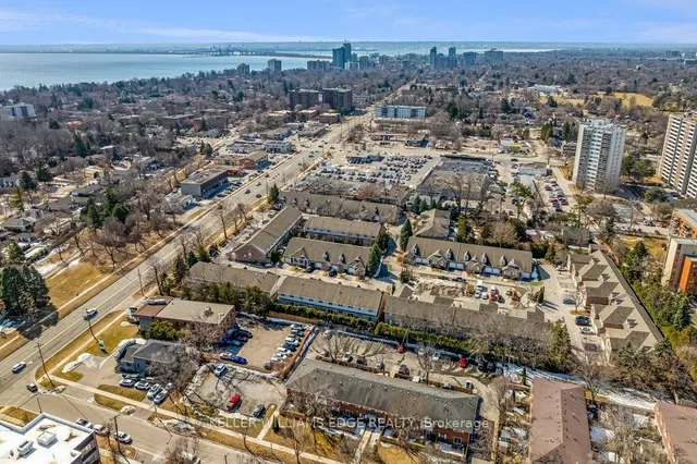 Additional image 14 of 3045 New St Unit 11