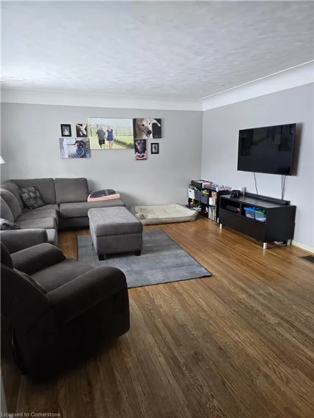 Additional image 8 of 28 Bland Ave