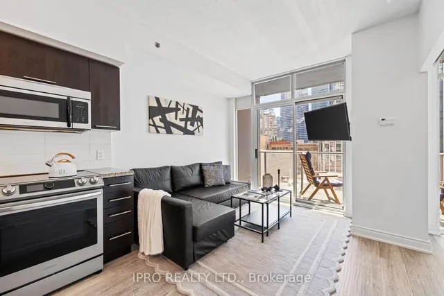 Additional image 8 of 21 Nelson St Unit 732
