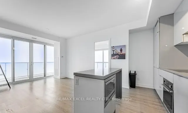 Additional image 9 of 7 Grenville St Unit 5311