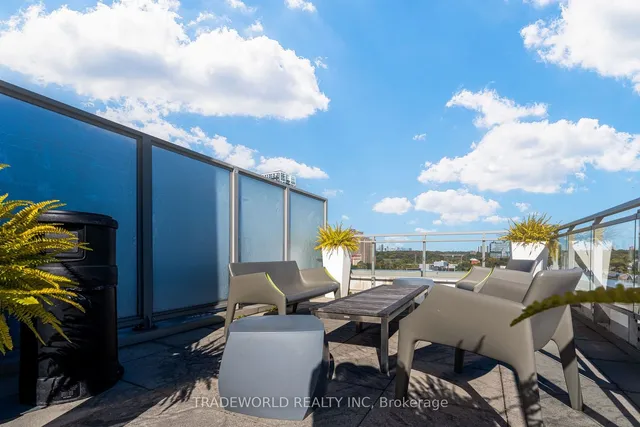 Additional image 30 of 630 Queen St Unit 308