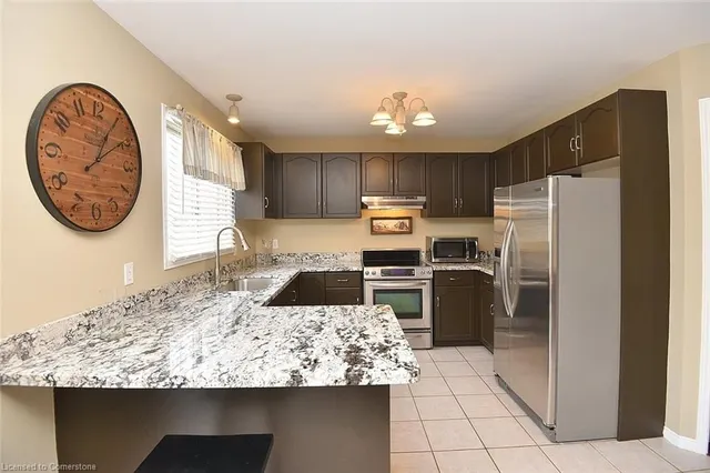 Additional image 20 of 58 Liam Dr