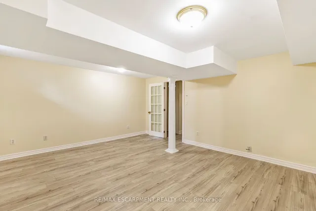 Additional image 23 of 100 Beddoe Dr Unit 110