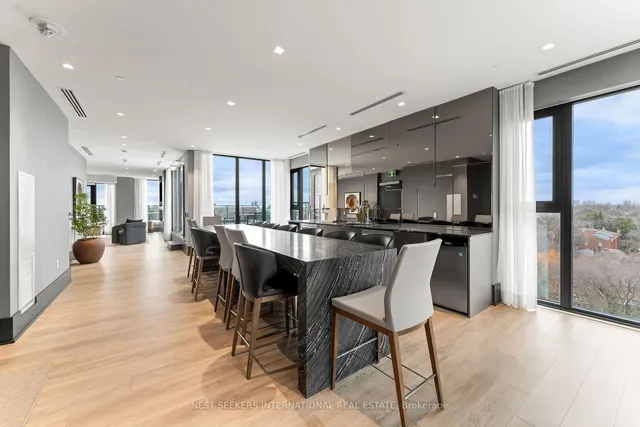 Additional image 24 of 250 Lawrence Ave Unit 203